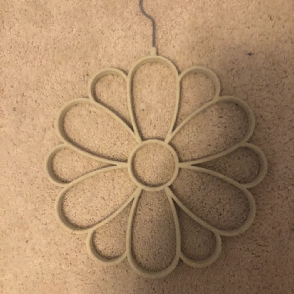 Scarf hanger